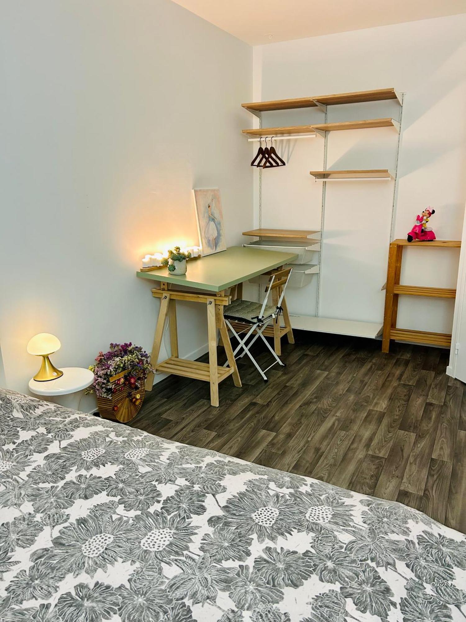 Jolie Chambre 3Minutes De La Gare Rer A Бюсси-Сен-Жорж Экстерьер фото
